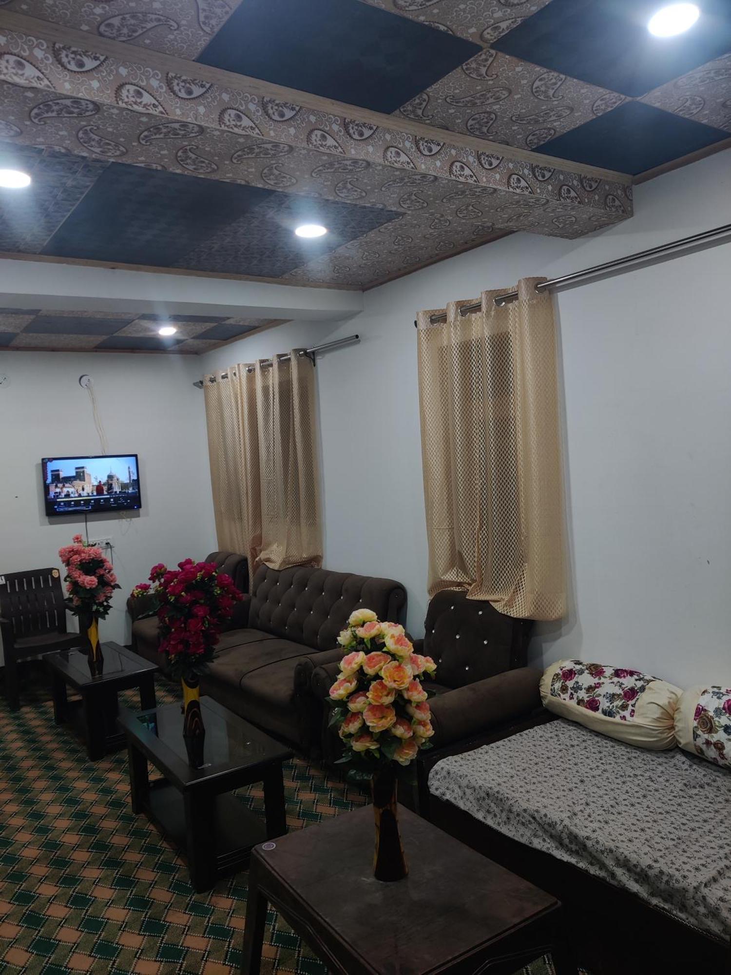 Konka Guest House Padam Exterior photo